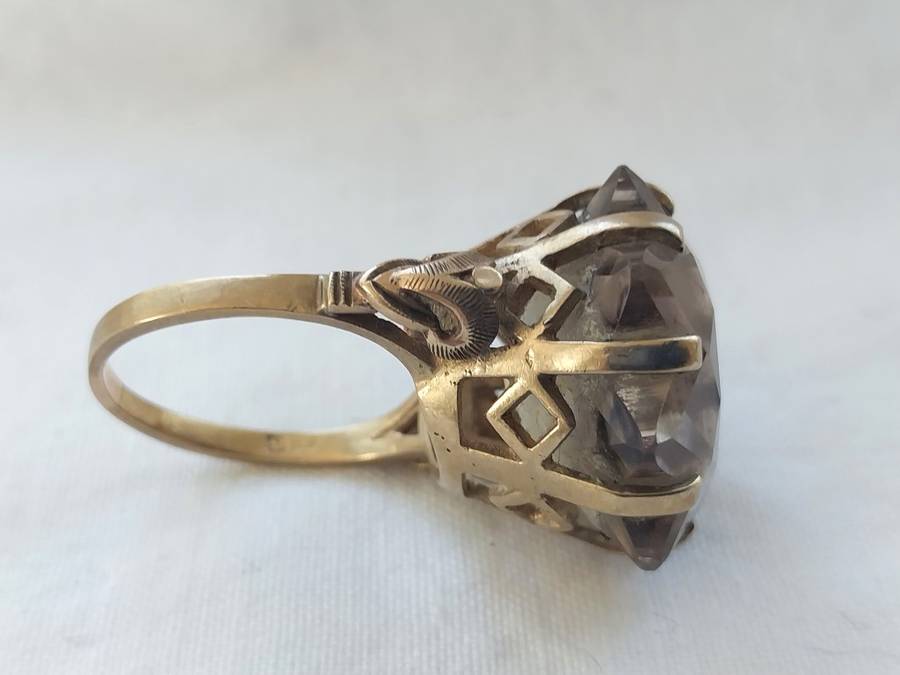 Vintage 9 CT Gold and Smokey Topaz Dress Ring