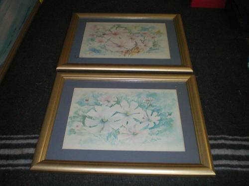 2 x flower water colours signed Jakkie Bekker in nice glassed frame
