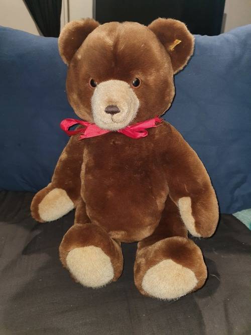 Steiff Large Petsy Teddy Bear