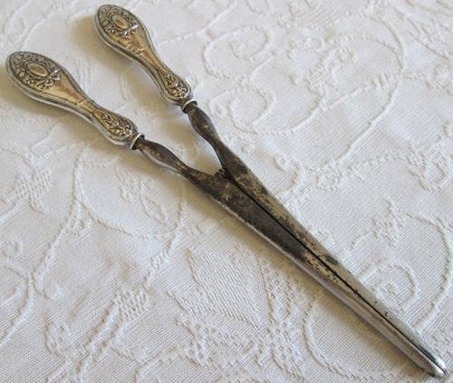 ANTIQUE, VERY PRETTY HALLMARKED SILVER  AND STEEL, GLOVE STRETCHERS