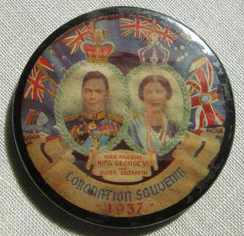 1937 CORONATION OF KING GEORGE V1  AND QUEEN ELIZABETH,  HANDBAG SIZED MIRROR