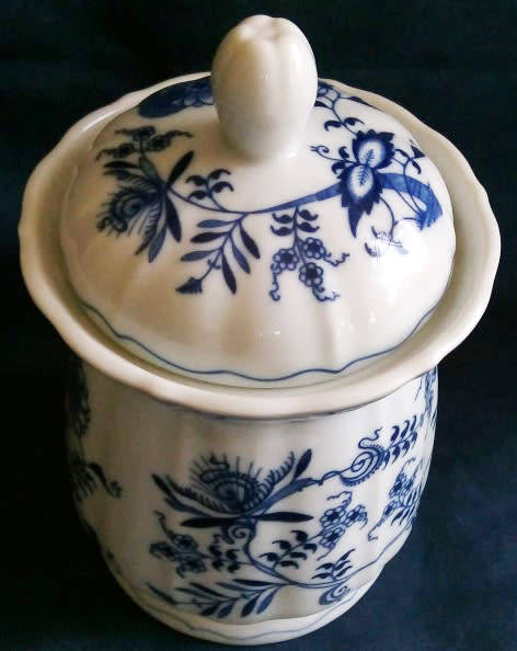LARGE VINTAGE CANISTER BLUE DANUBE JAPAN, ONION DESIGN, UNDER GLAZE DECORATED PORCELAIN