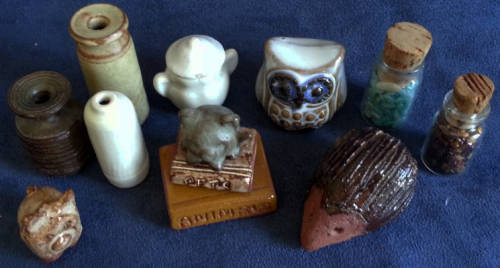 ASSORTMENT OF 12 VINTAGE PRINTERS TRAY MINIATURES