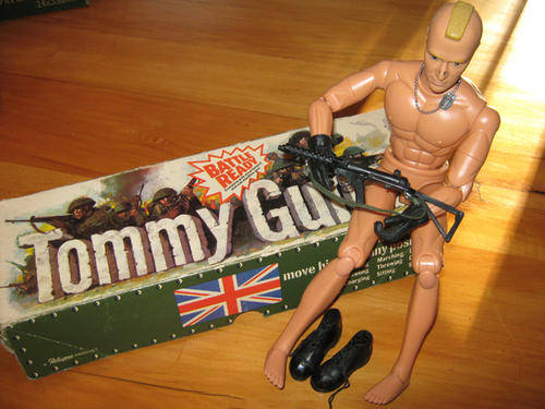 ACTION MAN EVERY THING MOVES 31cm WORLD PEACEKEEPERS