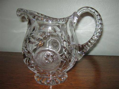 BEAUTIFUL CUT CRYSTAL WATER JUG WITH ROSE AND LEAF DESIGN