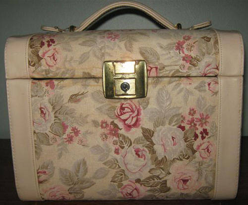 CRAZY PRICE !!! FLORAL, ROSE  DESIGN  FABRIC WITH LEATHER TRIM, VANITY CASE