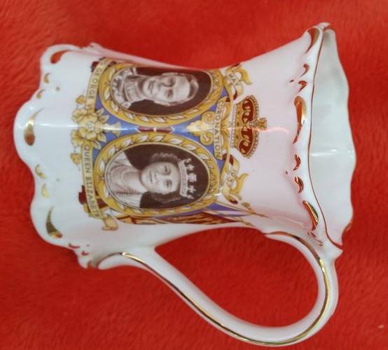 Vintage Souvenir Royalty Coronation Mug Delphine China 1937