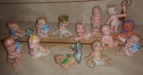 13 X Vintage Galoob Magic Diaper Babies Figures