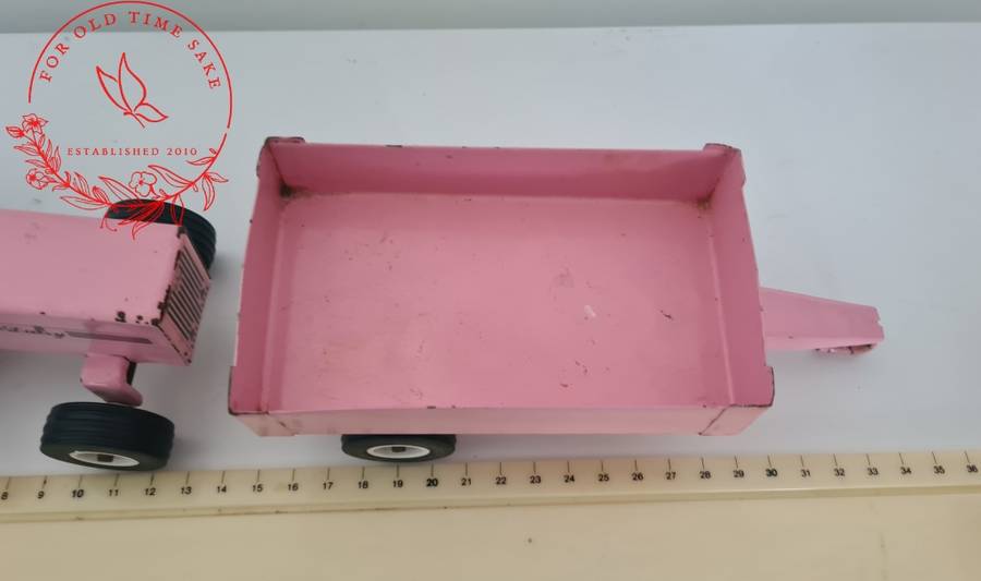 T/Metal Daisy with Trailer, see photos