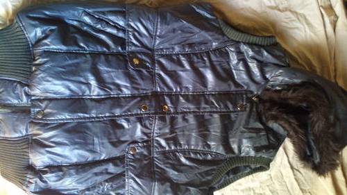 CRAZY R1 **CHRIS BROWN STYLE SLEEVELESS BUFF JACKET WITH HOODY