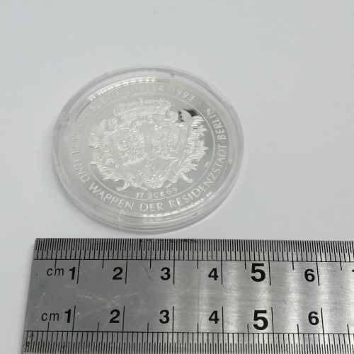 German 1993 Berlin Taler fine silver medallion - weighs 22.9g