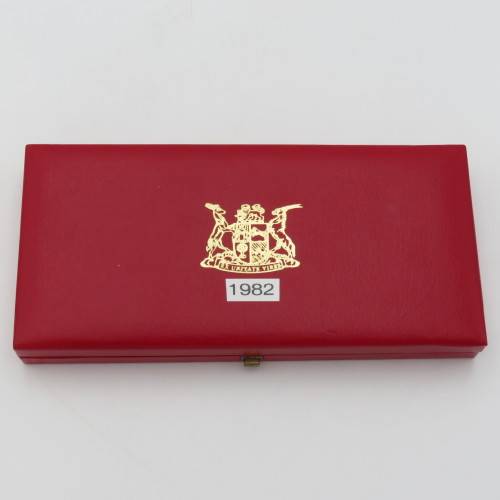 1982 RSA short proof set in long proof box