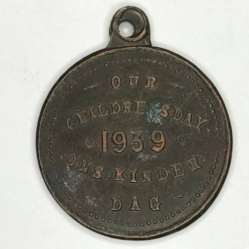 1939 `Our children`s day` / `Ons kinder dag` token