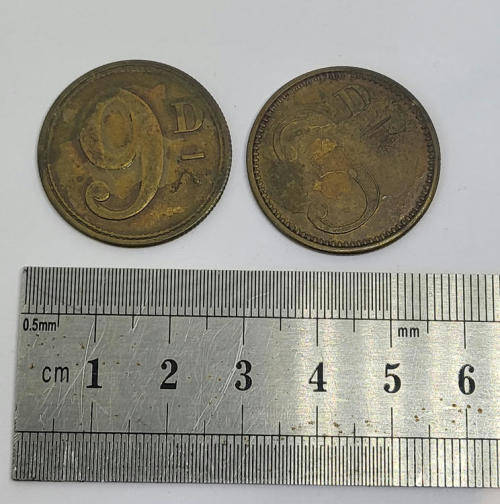 Pair of unusual 3d and 9d tokens