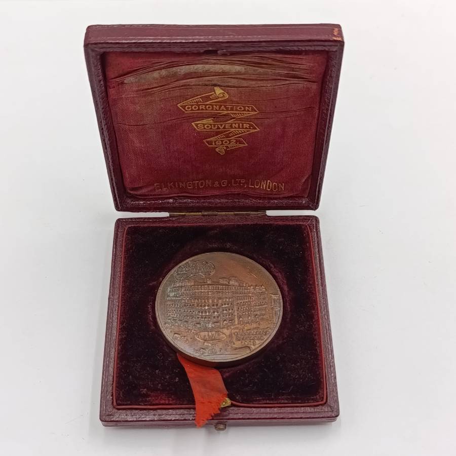 1902 Coronation medallion of the Grand Hotel - Edward VII and Queen Alexandria