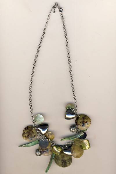 Necklace with shells - @@@ Crazy R1 start