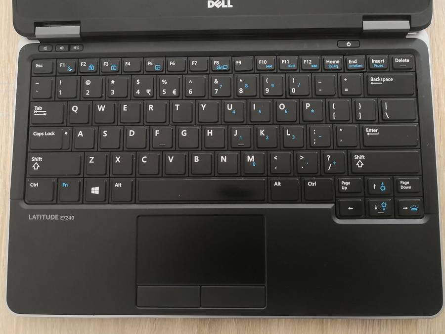 DELL LATITUTDE E7240 4TH GEN CORE i5-4300U 8GB RAM 128GB mSATA 12.5" SCREEN