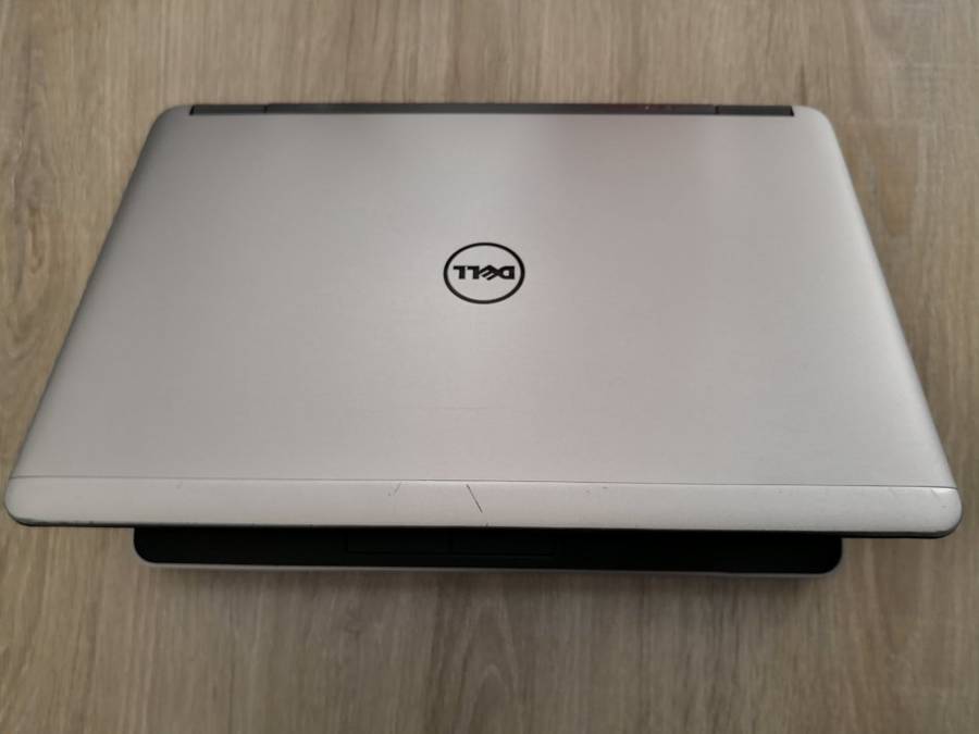 DELL LATITUTDE E7240 4TH GEN CORE i5-4300U 8GB RAM 128GB mSATA 12.5" SCREEN
