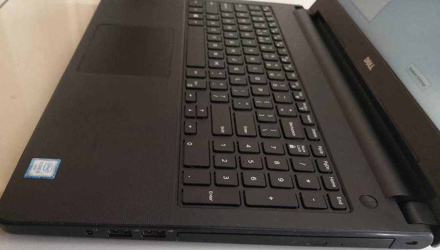 DELL VOSTRO 3559 6TH GENERATION CORE i5-6200U 4GB RAM 500GB HDD 15.6" WARRANTY TILL 2020
