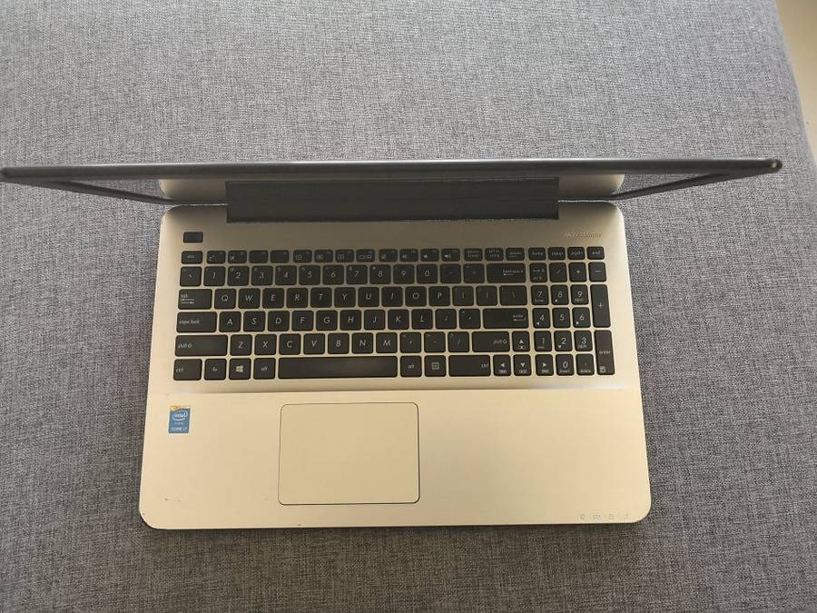 ASUS X555L 5TH GEN CORE i7-5500U 8GB RAM 500GB SSD 15.6"FULL-HD SCREEN