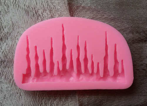 4x Silicone Moulds for clay/resin + free gift
