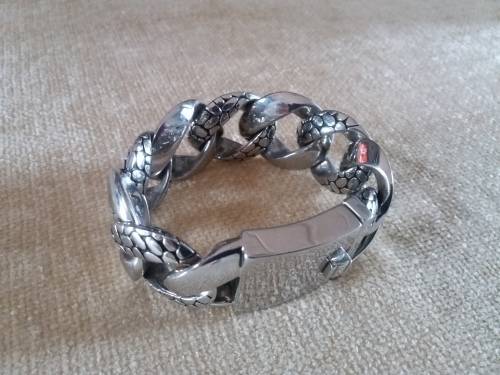 LARGE HEAVY STAINLESS STEEL MENS BRACELET