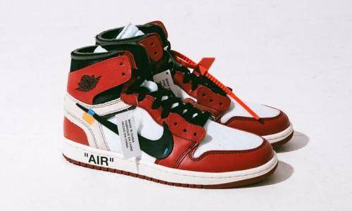 AIR JORDAN 1 | OFF WHITE | CHICAGO | SIZES: 6,7 & 8