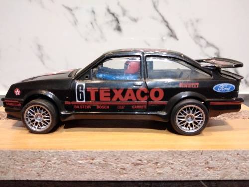 1:32 scale slot car Sierra RS500