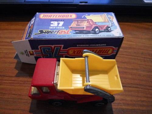 Matchbox Superfast Skip Truck No 37 Mint Original Box