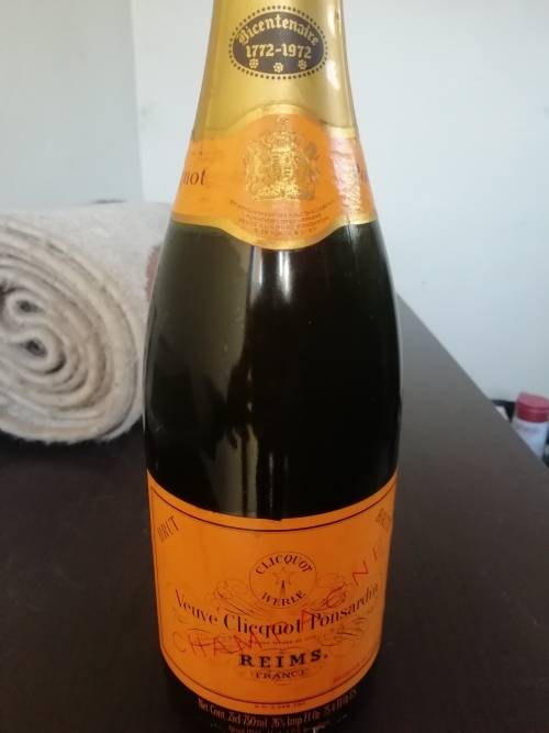 VEUVE CLICQUOT Yellow Label Brut 1 x 1.5L