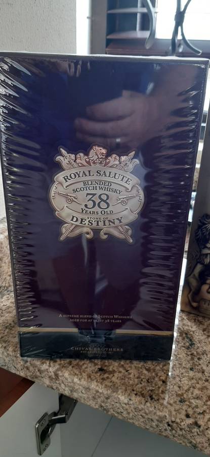 Royal Salute Stone of Destiny 38 Year Old Blended