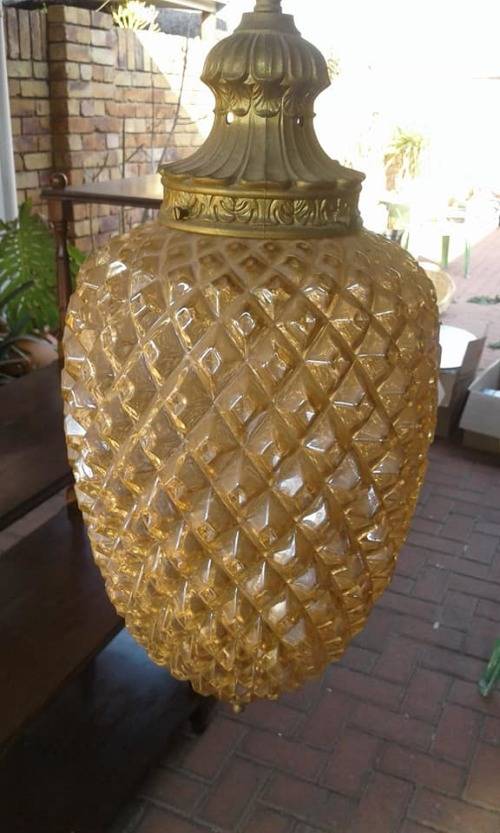 STUNNING Vintage Amber Swag Lamp in near mint condition. RARE.