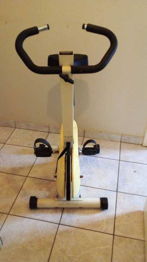 Vintage Working Trojan Spinning Bike (READ DESCRIPTION)