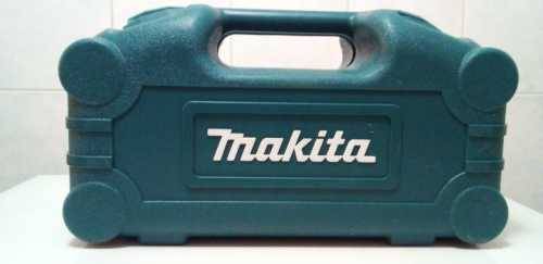 Makita 6722DW Cordless Drill Set in Box. Huge set. Unused