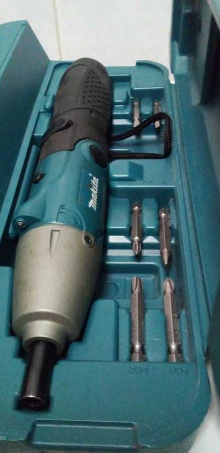 Makita 6722DW Cordless Drill Set in Box. Huge set. Unused