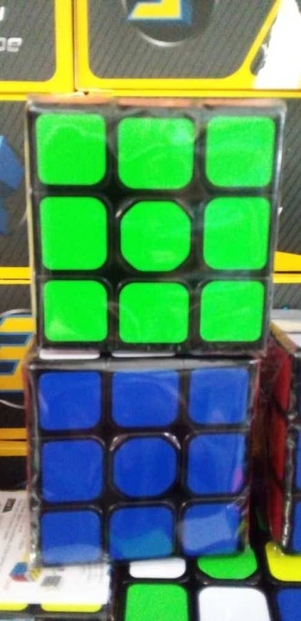 Rubik Speed Cube with Algorithm Solution (READ DESCRIPTION)