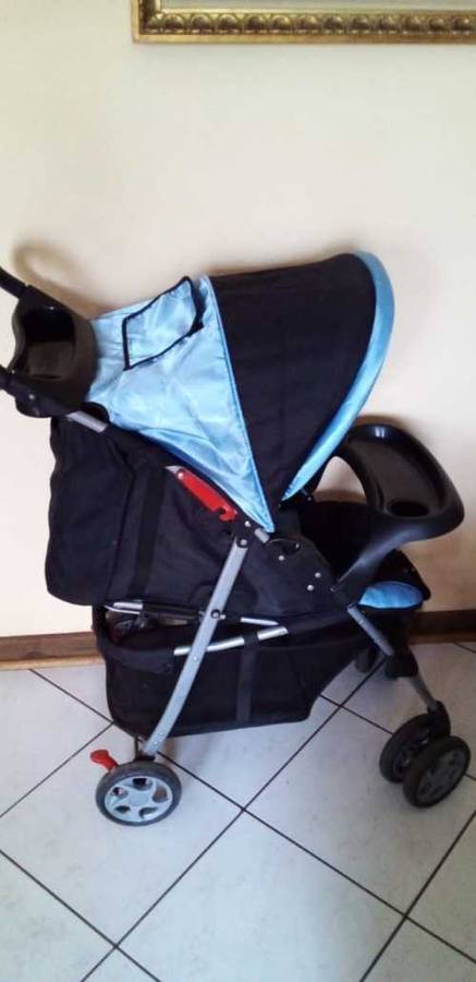 Chelino Stroller (READ DESCRIPTION)