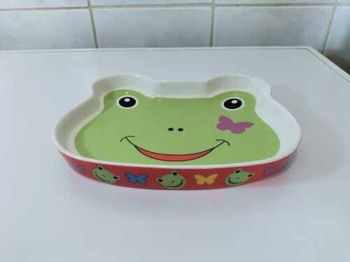 Maxwell Williams Frankie Frog Porcelain Children`s Dinner Plate