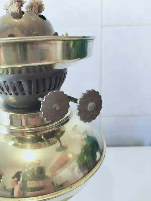 Absolutely Magnificent Double Wick Vintage Copper/Brass Oil Lamp