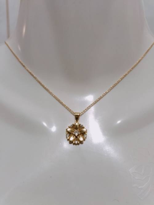 Gold Plated Pendant/Necklace (19 of 27)