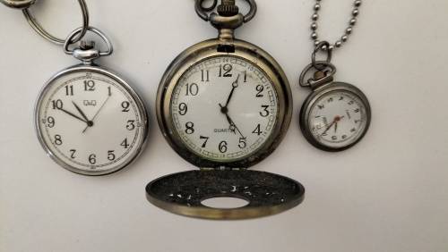 Collection of 3 Pocket Watches including a Roamer (READ DESCRIPTION)