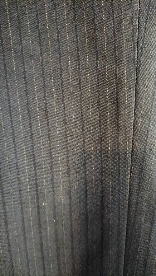 Stunning Embassy Ribband Pure Wool Men`s Suit (Nr 2)