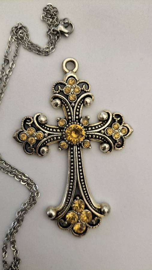 Large Metal And Rhine Stone Cross Pendant With Stainless Steel Chain