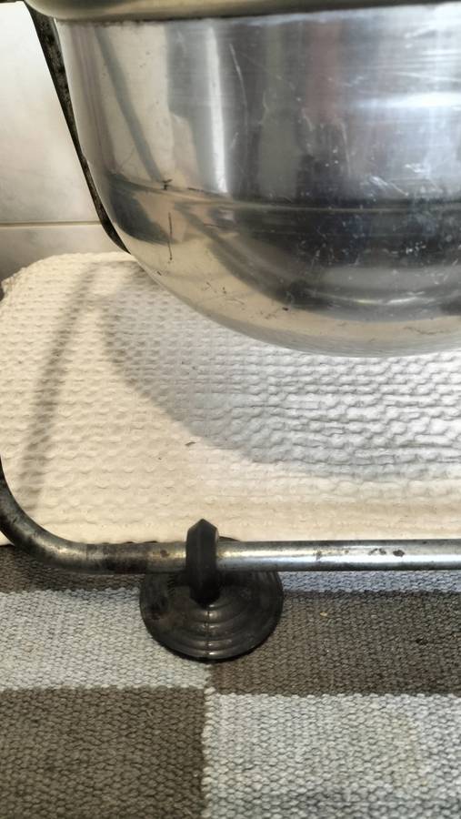 Working Vintage Portable Hand Washing Metal Machine With Stand and Sling