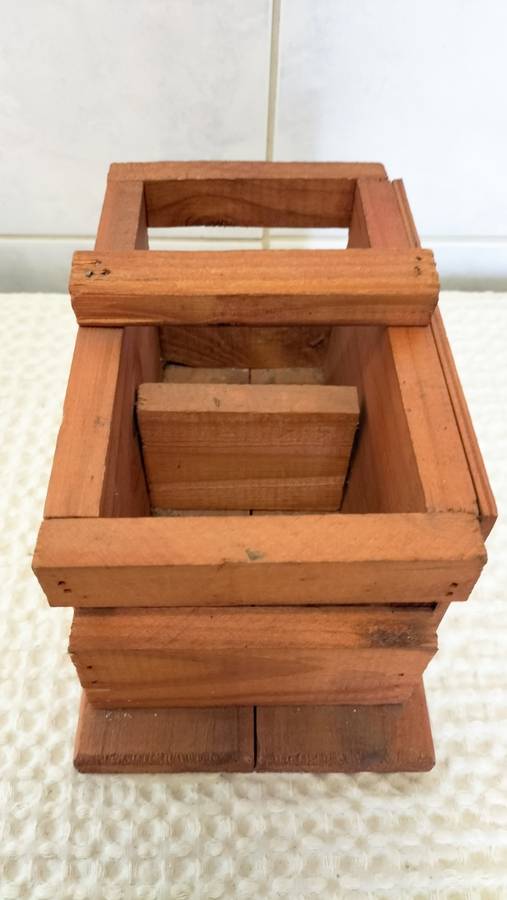 Wooden Kitchen 2 Compartment Knife Holder
