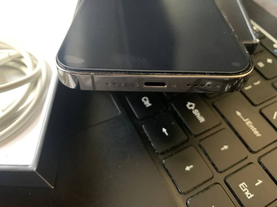 iPhone 13 Pro 256GB Graphite as GOOD as NEW *PRICED TO GO*