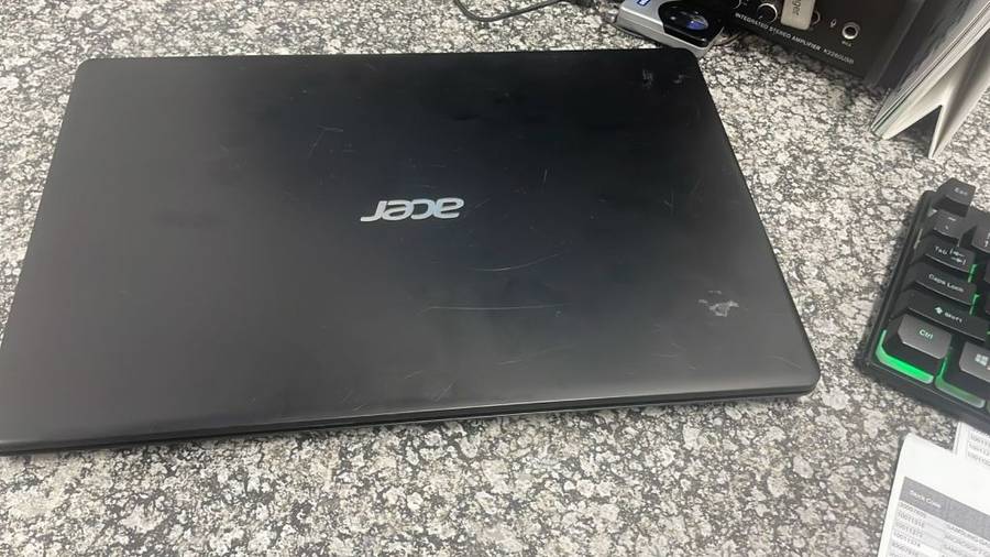 Acer Aspire 3 Laptop - Intel Core i3-1005G1 8GB RAM 1TB HDD