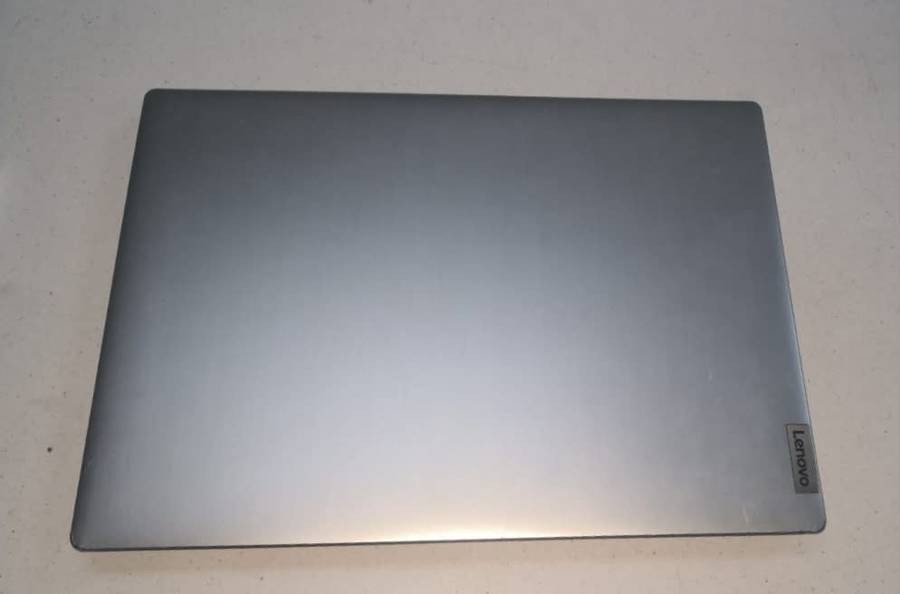 *11th Gen* Lenovo IdeaPad 3 14ITL05 i5-1135G7  12GB RAM 256GB SSD