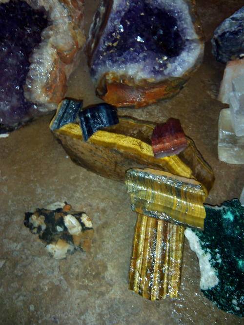 Rough Gemstones - Amatis, Garnets, etc.