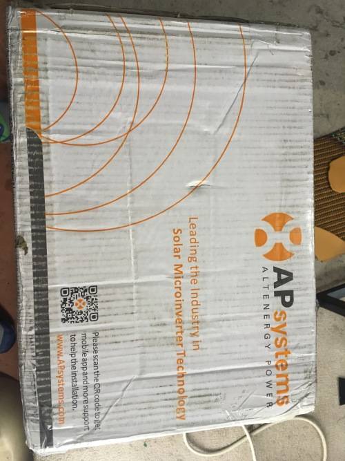 APsystems (YC500A) Solar Microinverter